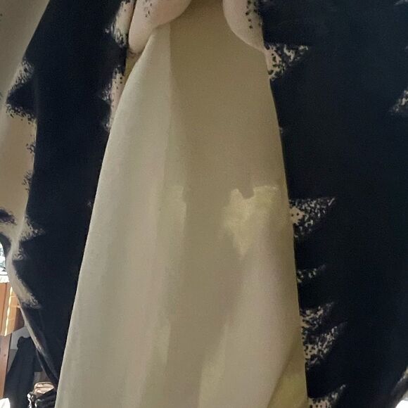 Lucy Paris Sleeveless Chevronish Concealed Back Zip Dress - Picture 7 of 9